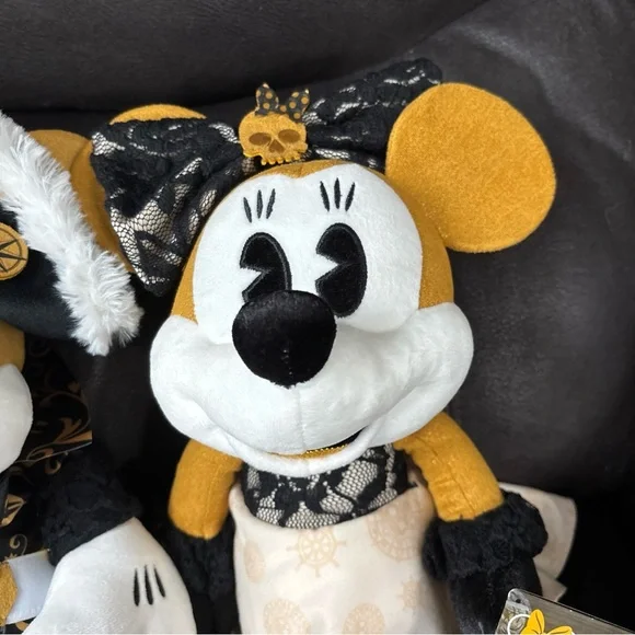 Disney Mickey & Minnie Mouse Main Attraction Plush Pirates of the Caribbean 2/12